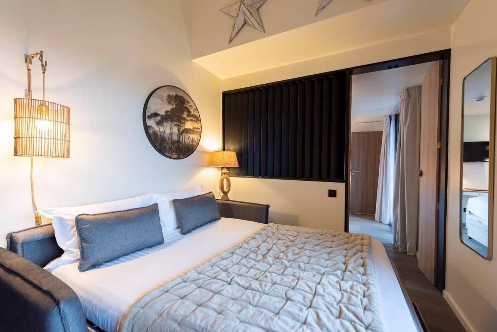 Séjournez à L’Anderenis boutique hôtel et explorez le Bassin