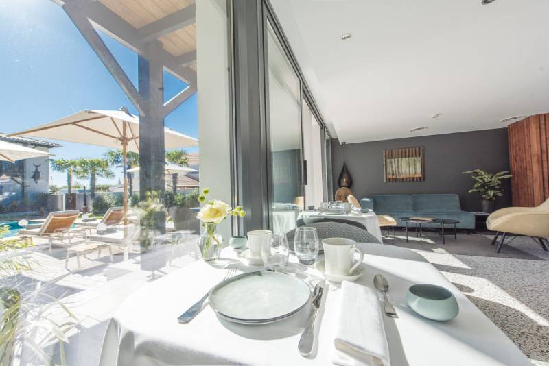 PETIT-DEJEUNER à L'Anderenis Boutique Hôtel sur le Bassin d'Arcachon